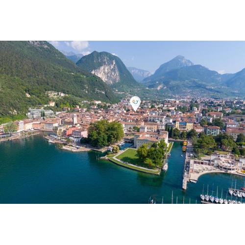 Casa Lucia in Riva Town - Happy Rentals