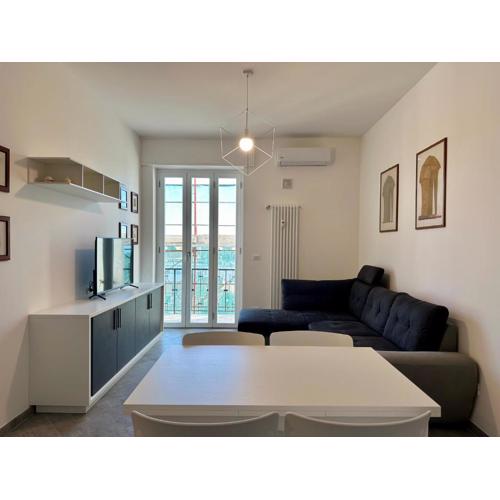 Casa Maestrale - Elegante con Balcone Vista Mare