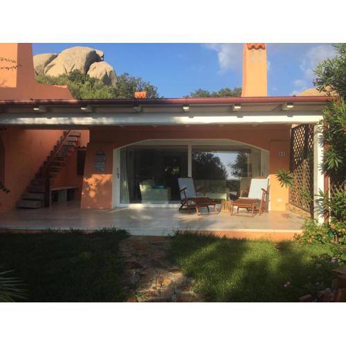 Casa Maia with shared swimming pool