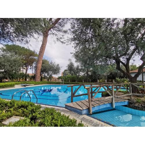 Casa Mar - Elegant Apartment with Pool and Panoramic Terrace in the Heart of Sorrento