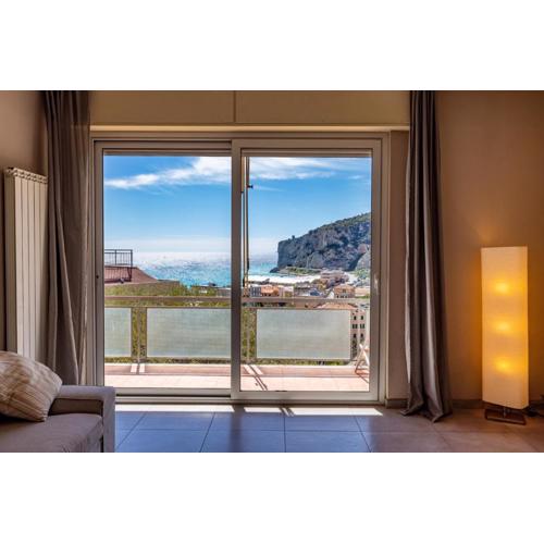 CASA MATILDE - Appartamento Vista Mare - con posto auto