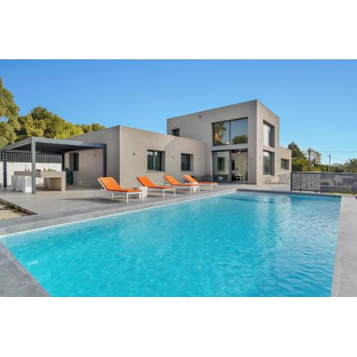 Casa Mieke Modern Villa Denia View of the Montgo Mountain