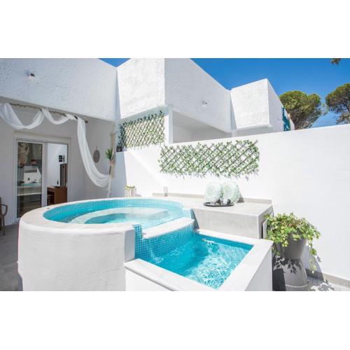 CASA MIKELE by Sarikas - SEA SIDE SUITES and STUDIOS -adults only