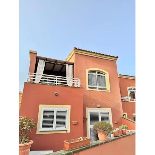 Casa Milo