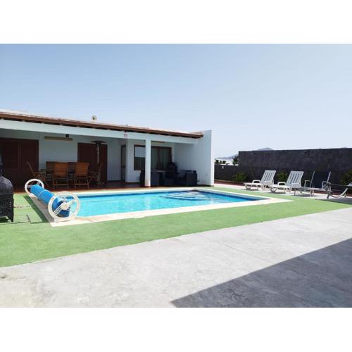 CASA MONTES