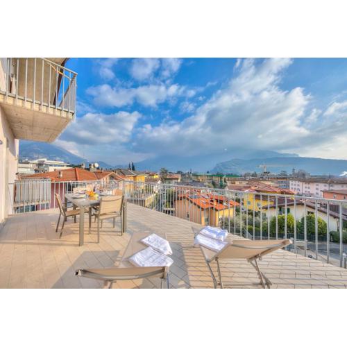 Casa Palmaverde Few Min From Lake - Happy Rentals