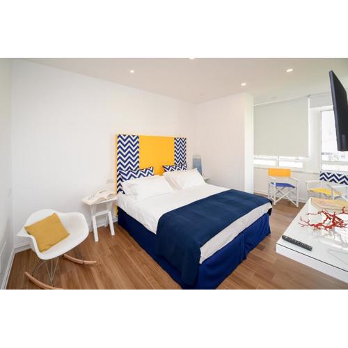 Casa Pantone