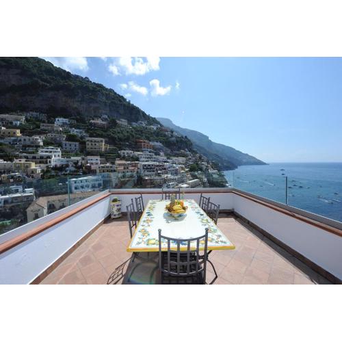 Casa Patty...Breath-taking view!