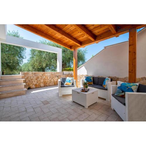 Casa Pollina in Villa Brionis con grande veranda