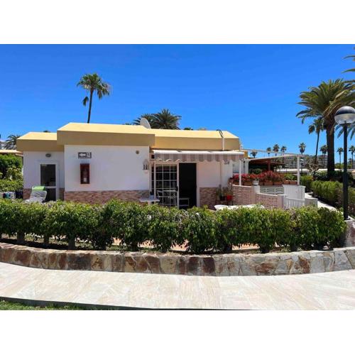 Casa Queer Bungalow with pool near Yumbo