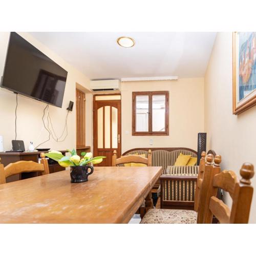 Casa Radha Bella - Two Bedroom Holiday Home