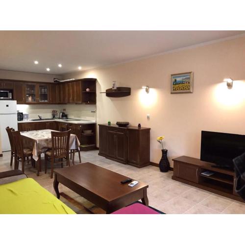 Casa Real B 5-1