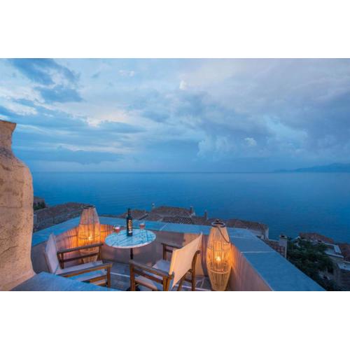 Casa Rodanthi - Luxury Castle Residence