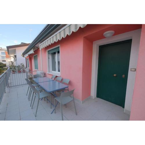 CASA ROSSA tre camere in centro