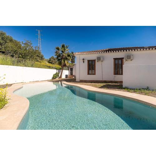 Casa rural con encanto y piscina