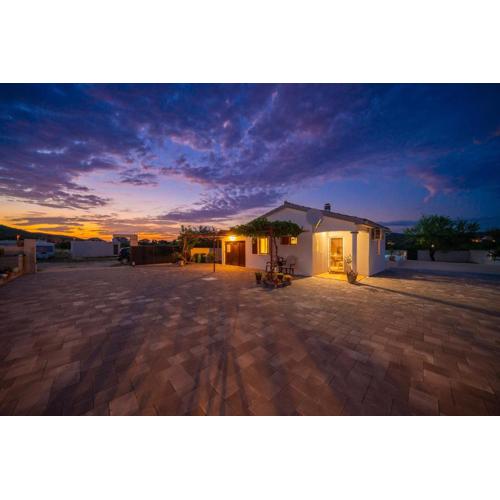 Casa Rural M&M