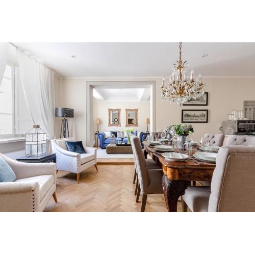 Casa San Frediano 3 Luxury Bedrooms and a Charming LUCCA View Inside the Walls