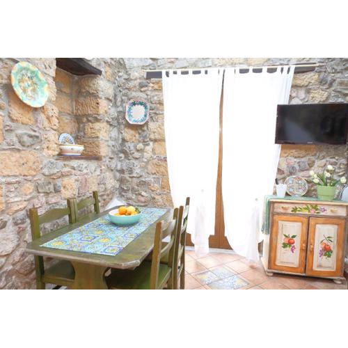 Casa Saraceni (by Vacation Service)