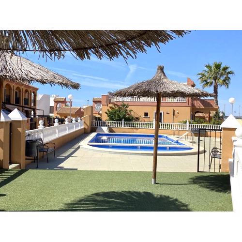 Casa Sarah Torrevieja with pool view and garden