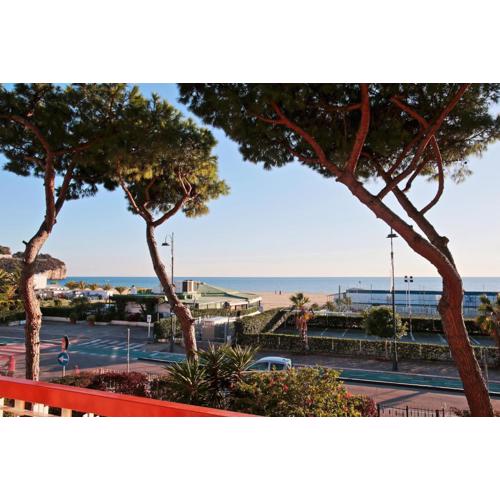 Casa Silvia, elegante appartamento sul mare