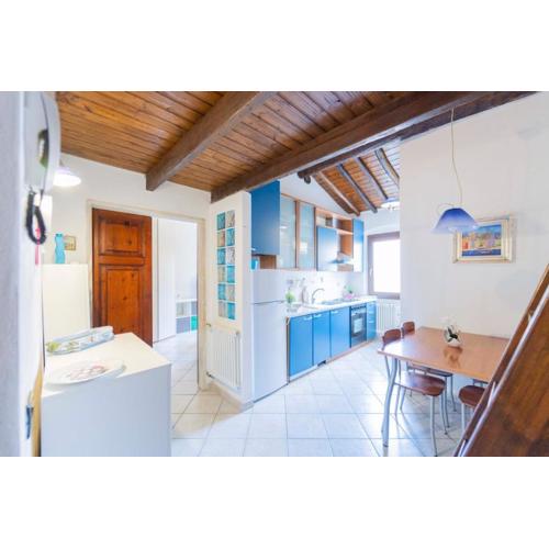 Casa tipica ligure lungomare in pieno centro