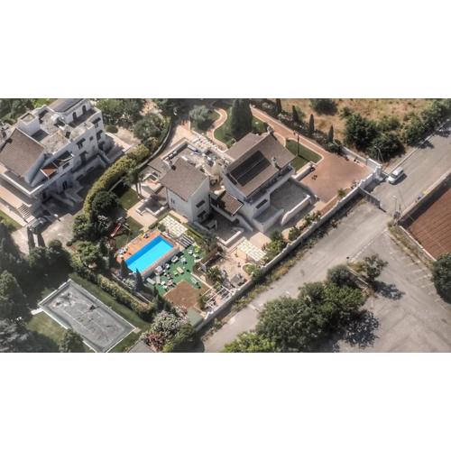 Casa Torre di Specchio con Piscina