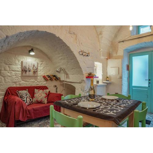 Casa Vacanze “House on the Left”