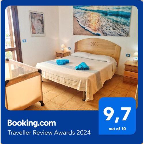 Casa Vacanze MIMOSA La Maddalena con parcheggio privato e vista mare