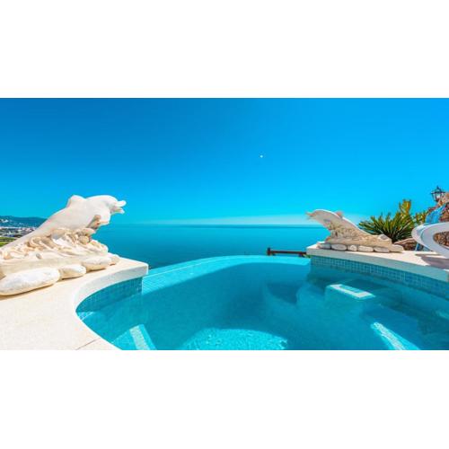 Casa Ventanas al Mediterraneo Nerja by Ruralidays