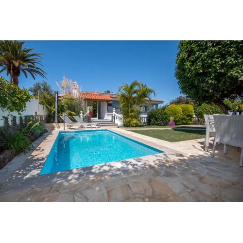 CasaColores - SilverDeluxe Penthouse with private pool or Bronce Garden-Apartment no pool, Puerto de la Cruz