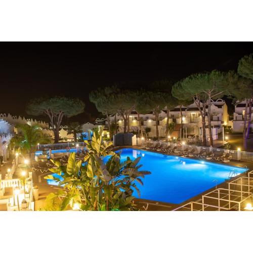 CasaDelSol-Marbella-Słońce,piasek,szmaragdowa woda