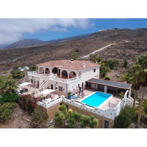 CASANTILVIA heated pool paradise