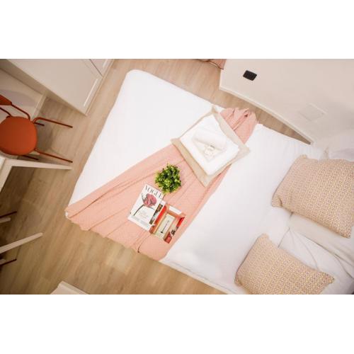 CasaViva - Cozy Minimal Studio In Ancient Genova