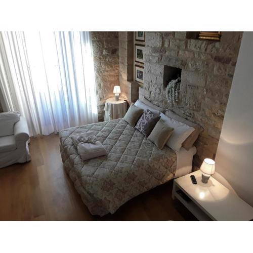 Case Brizi 10