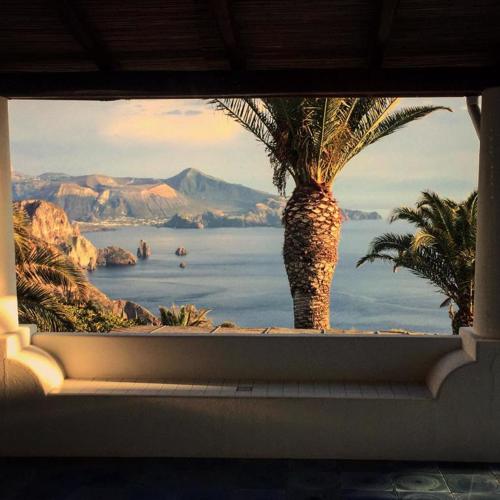 Case Quattrocchi - Giardino e Terrazzi con vista Panoramica sul Mare, Etna e Vulcano