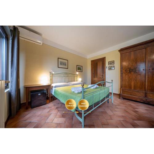 Casello A1, Modena sud - Villa Aurora Charming Rooms