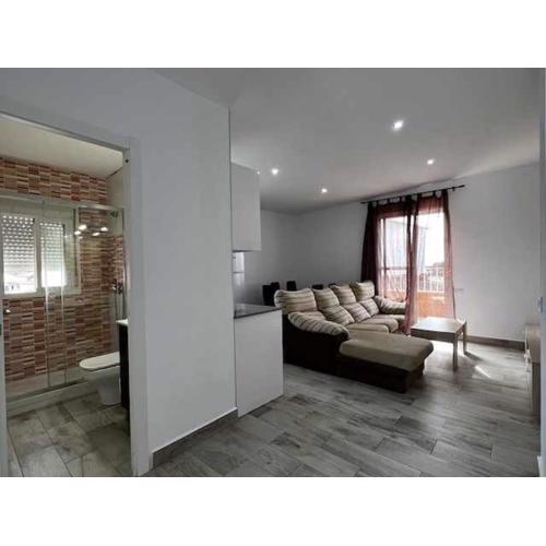 Casita con terraza privada cerca playa para 2 pax