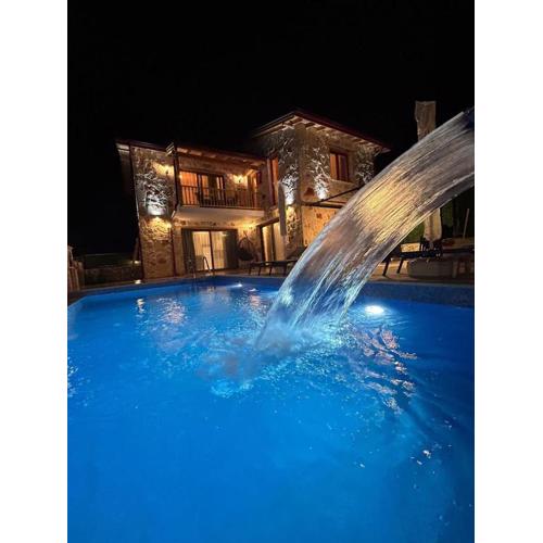 Cassowary villa