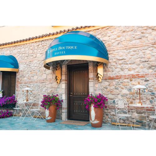 Castle Boutique Hotel