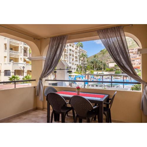 Castle Harbour Cozy Studio Heated Pool Los Cristianos LoveTenerife