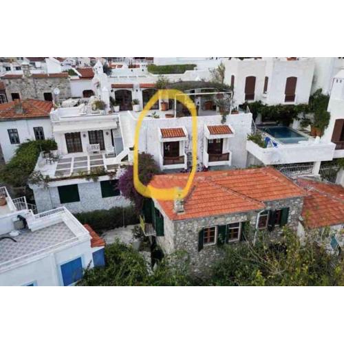 Castle81homes Pink - Sea view house
