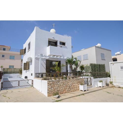 Cavo Greco Oasis