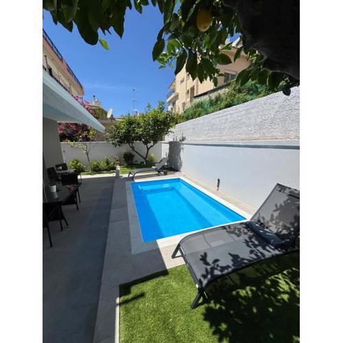 Caza pool Glyfada