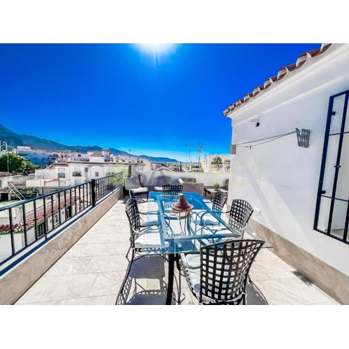 Cd-1382 Two Bedroom Apartment With Terrace