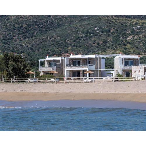 Cedar Bay Beachside Villas
