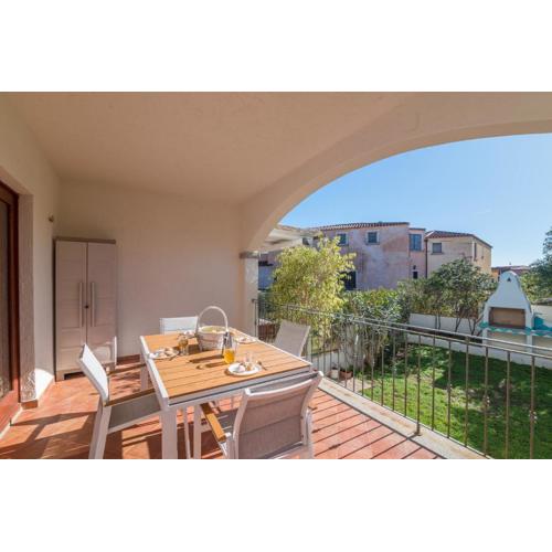 Celeste House With Pool - Happy Rentals