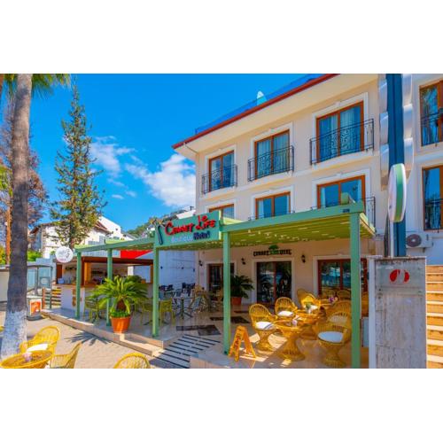 Cennet Life Hotel