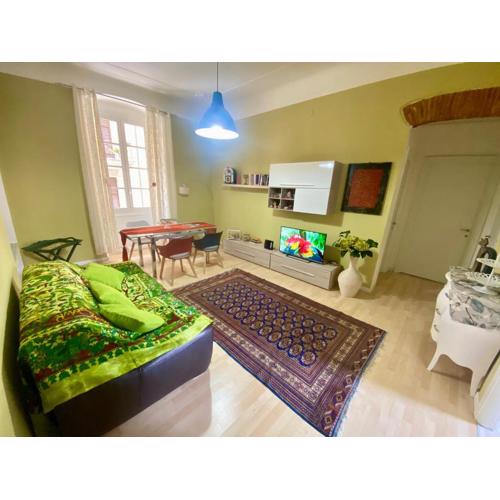 Center House 272