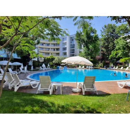 Central, 1 Bed Apt, 3* Yassen