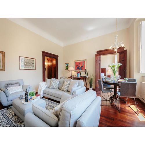 Central and Convenient Apartment in Lucca